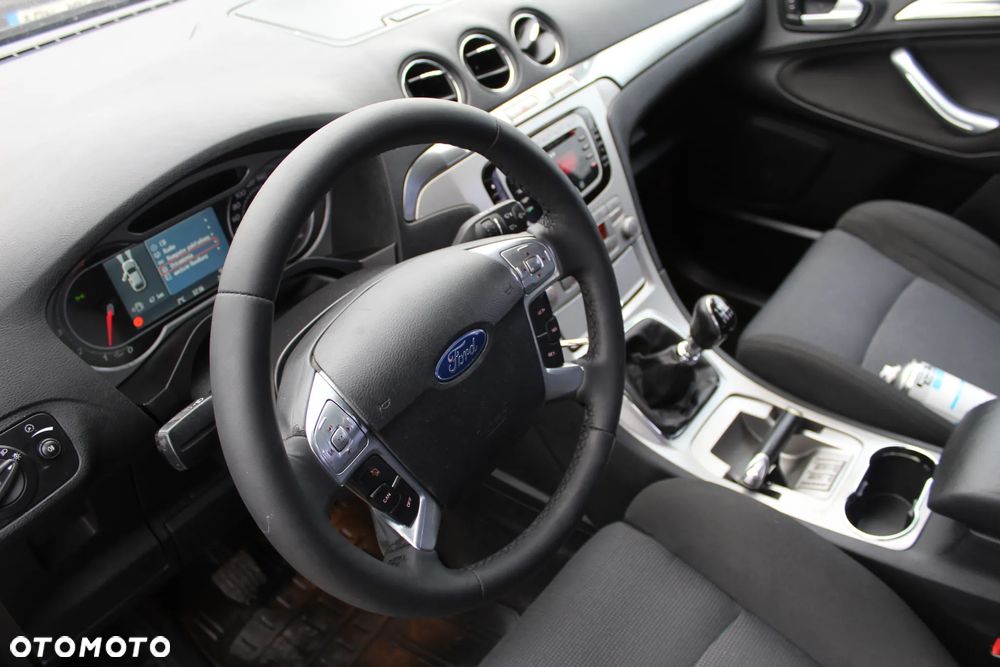 Ford S-Max 2.2 TDCi Titanium - 13