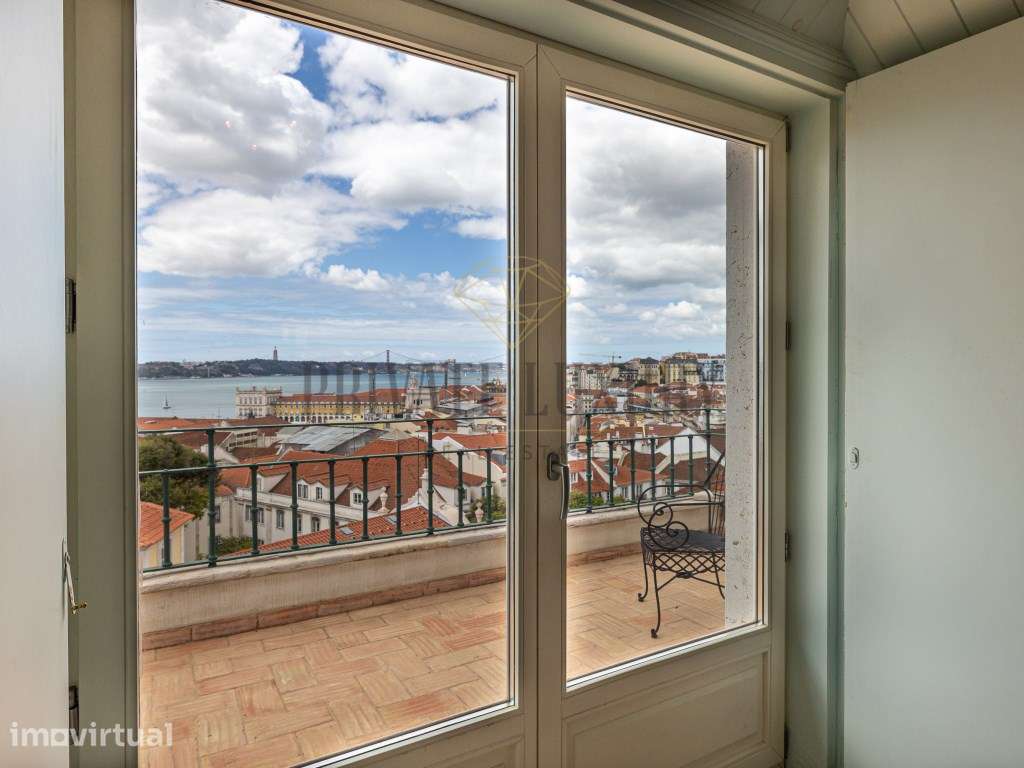 Edifício pombalino 850m2 - terraços - c/ estacionamento - Vista Tej... - Grande imagem: 2/38