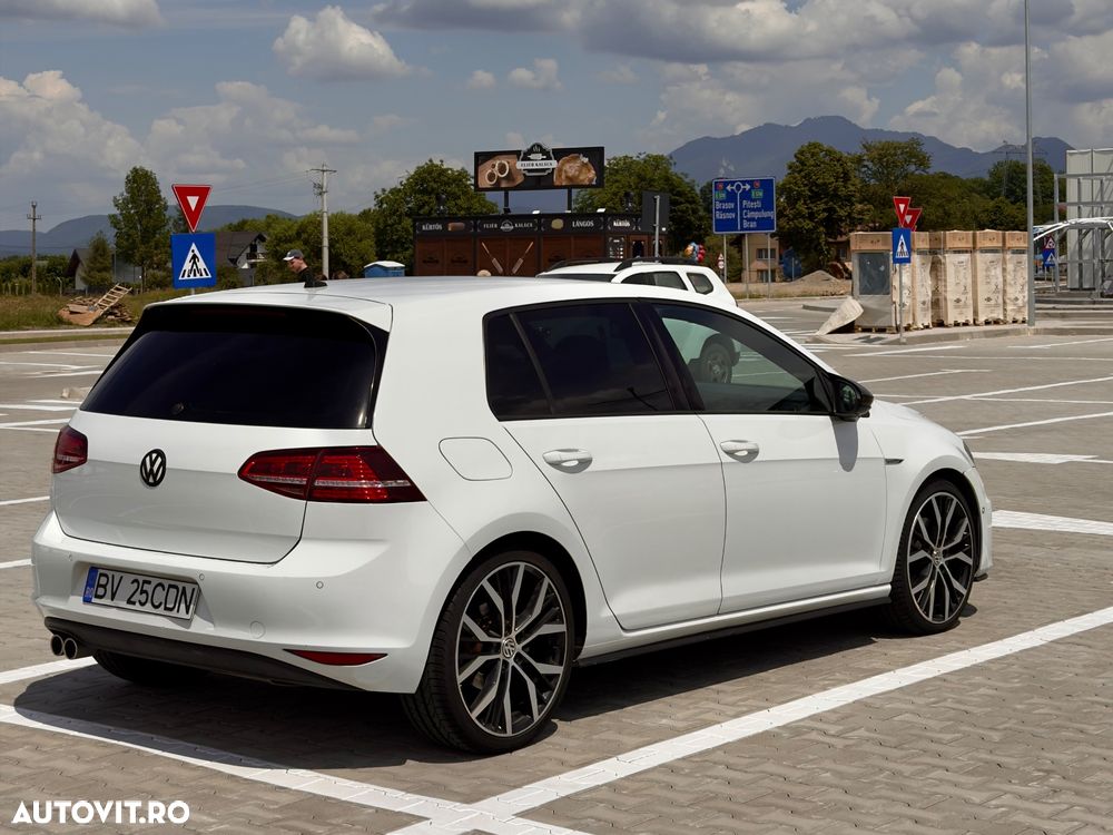 Volkswagen Golf GTD 2.0 TDI SCR DSG - 6
