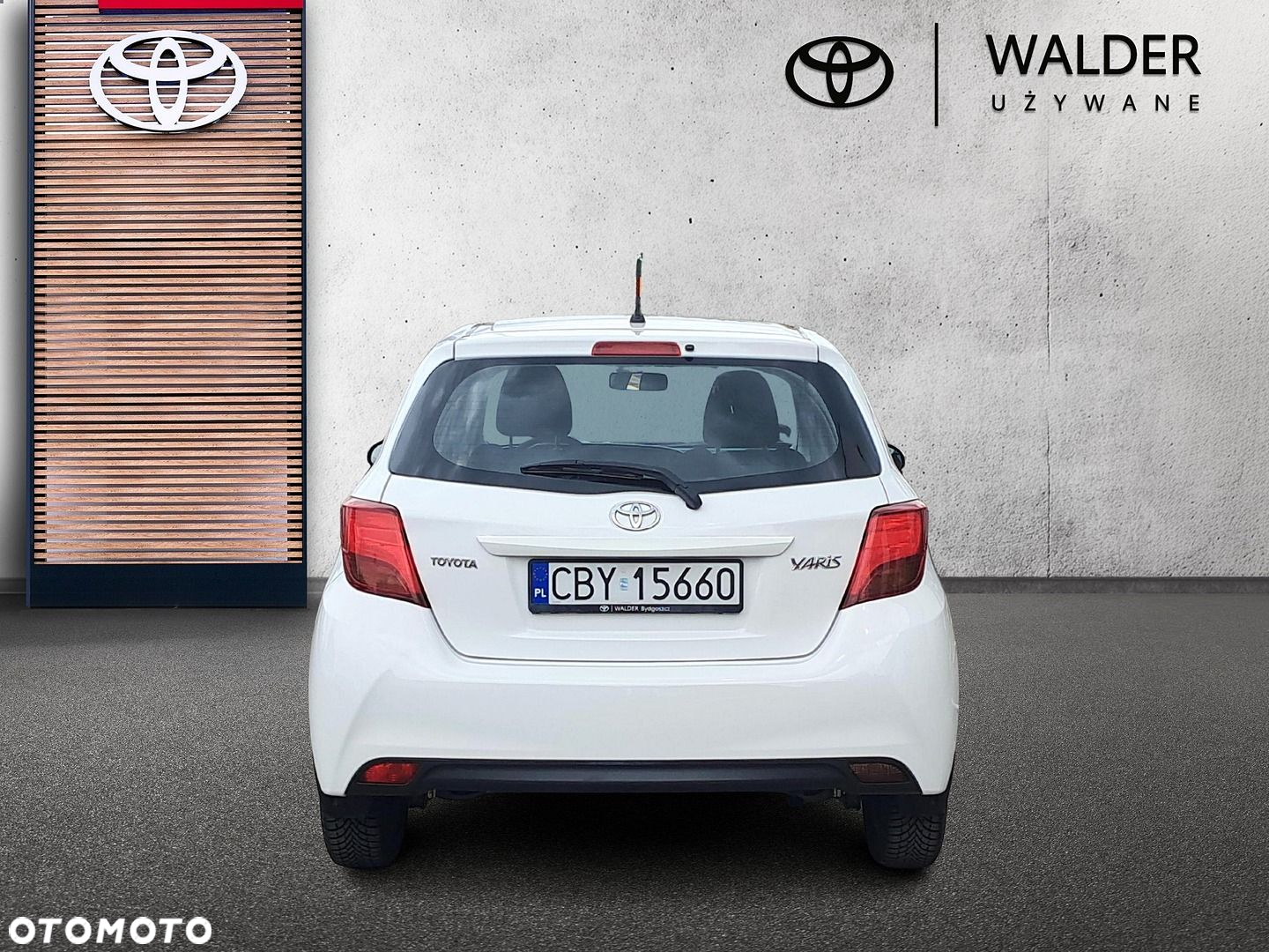 Toyota Yaris - 4