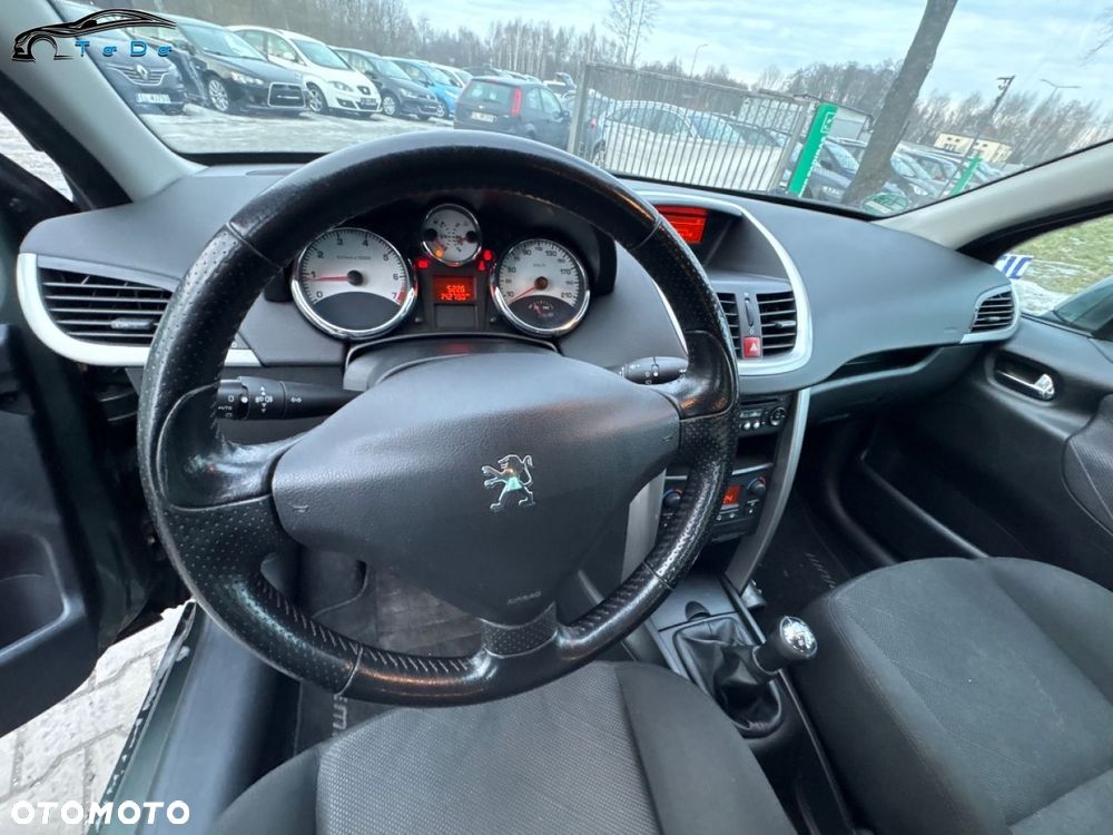 Peugeot 207 1.6 VTi Premium - 21