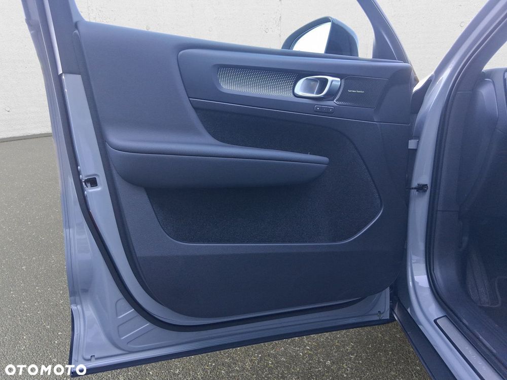 Volvo XC 40 - 11