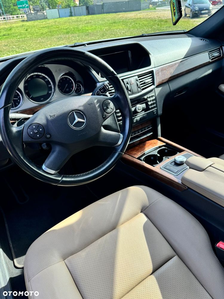 Mercedes-Benz Klasa E 350 4-Matic Avantgarde - 6