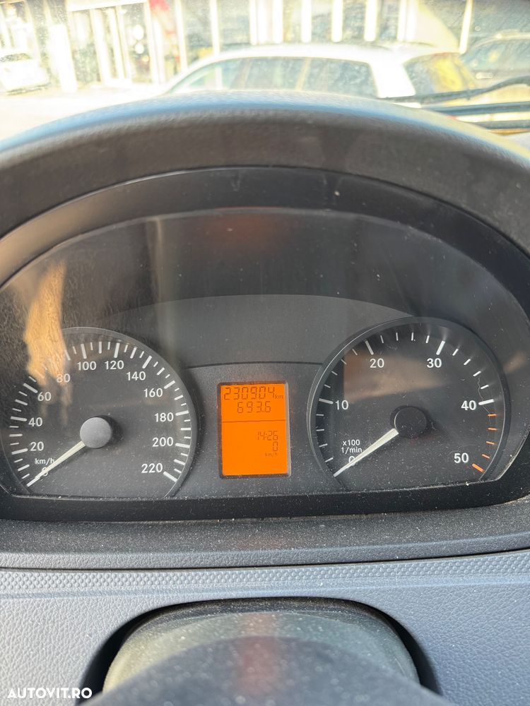 Mercedes-Benz Vito - 5
