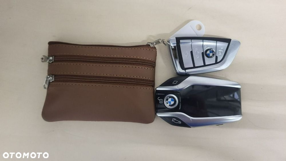 BMW Seria 8 M850i xDrive - 34