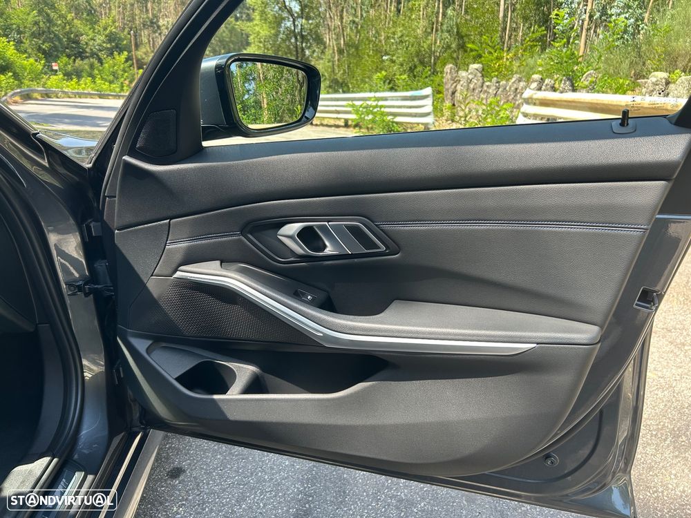 BMW 330 e Pack M Auto - 15
