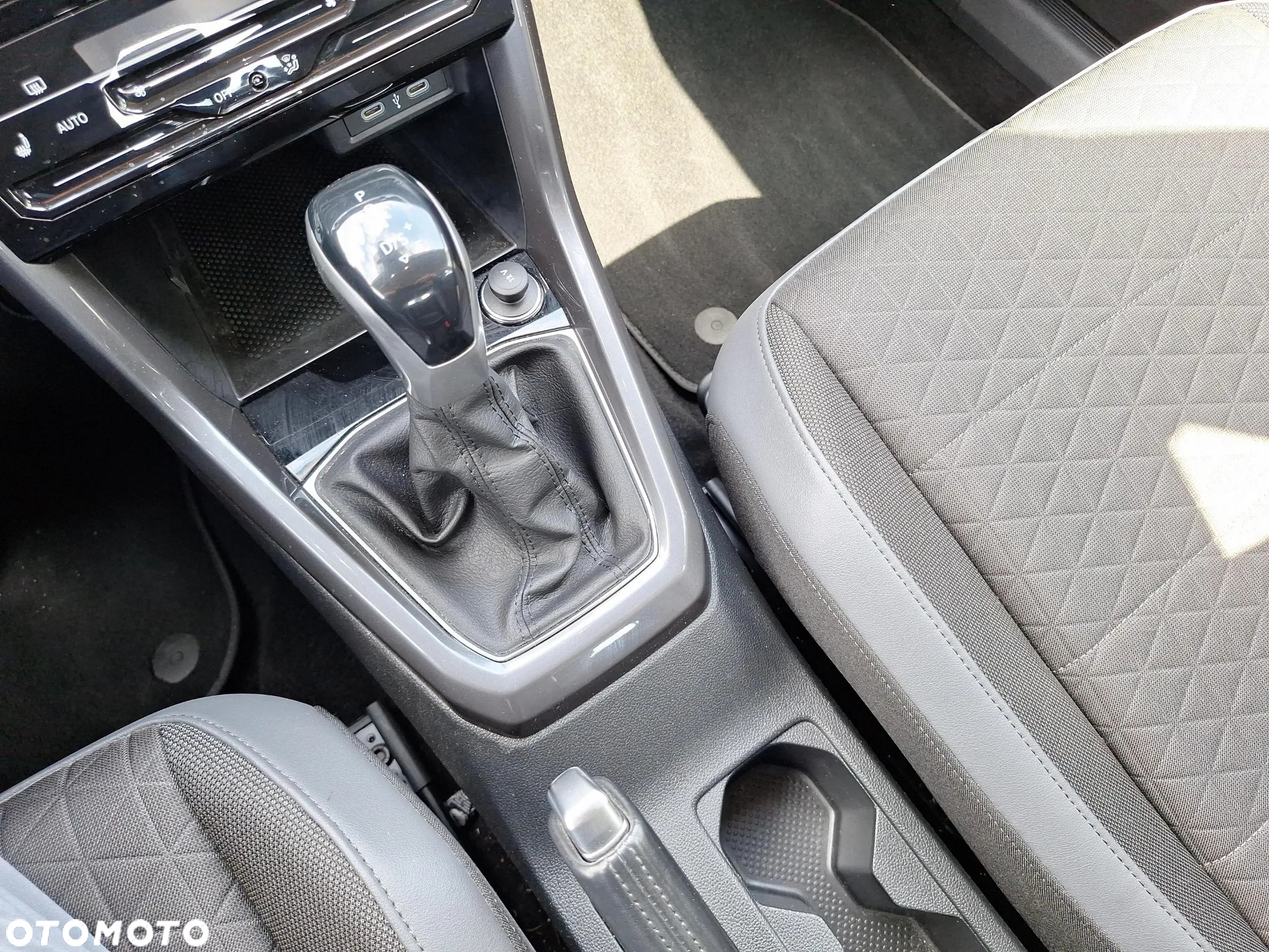 Volkswagen T-Cross 1.0 TSI Style DSG - 15