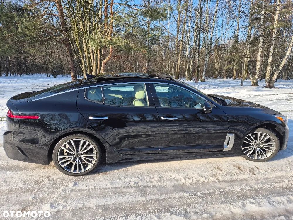 Kia Stinger 2.0 T-GDI GT Line - 8