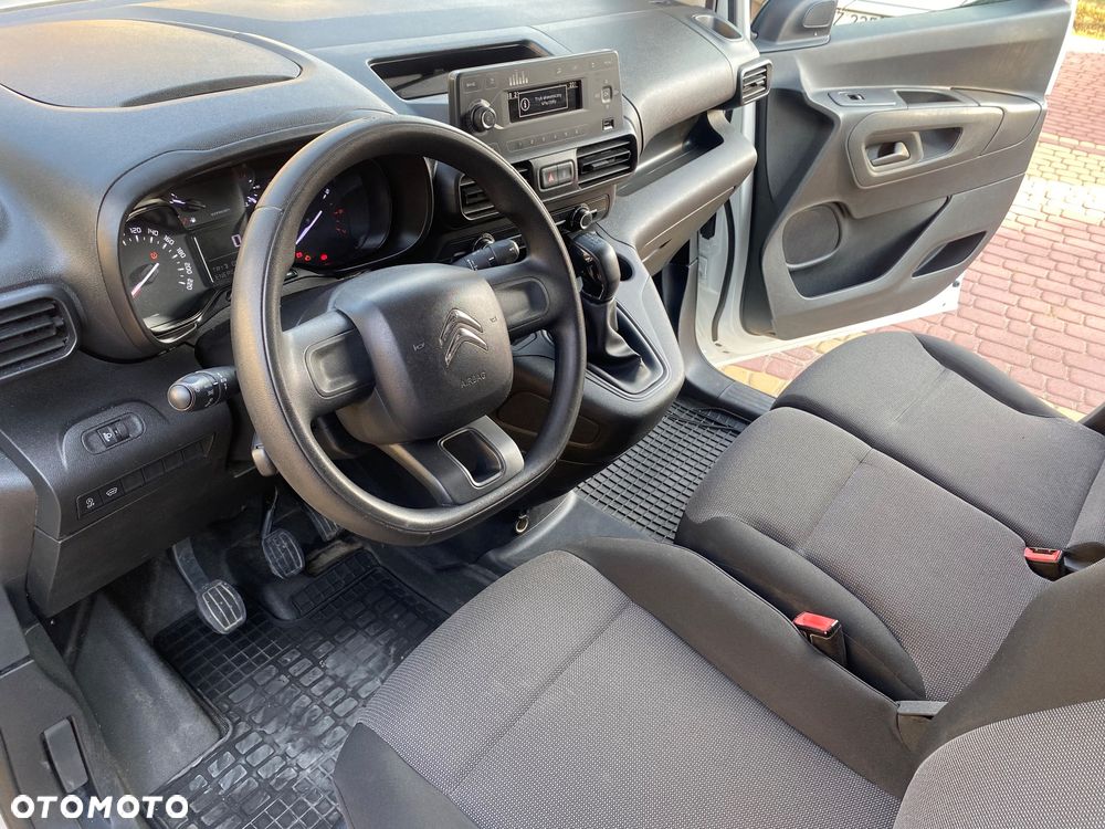 Citroën BERLINGO 1.6 HDI, MAX długi, 3-osobowy, klimatyzacja, zakupiony w salonie w Rzeszowie, bezwypadkowy - 23