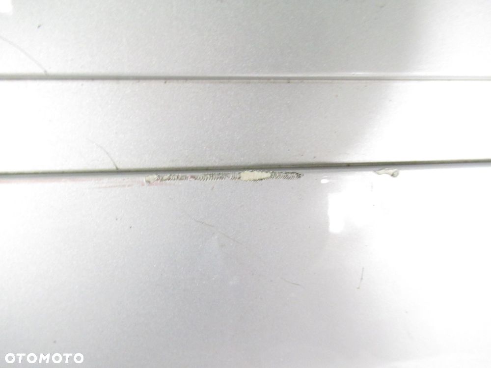 ZDERZAK TYŁ MERCEDES W245 761 - 7