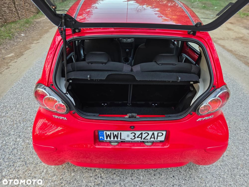 Toyota Aygo CoolRed - 13