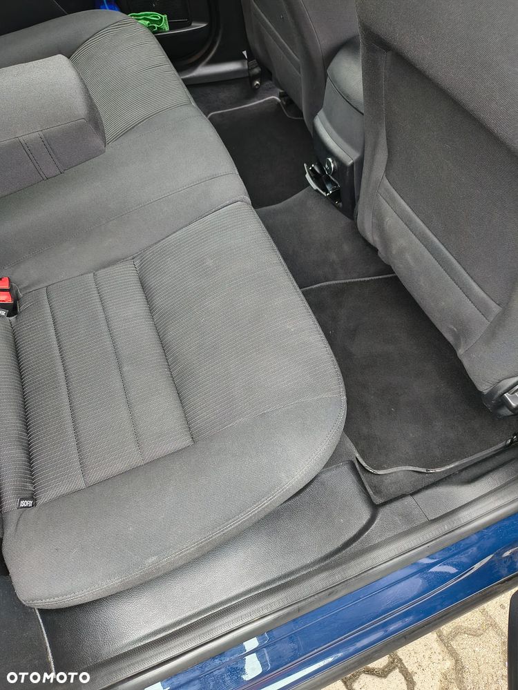 Ford Mondeo - 23