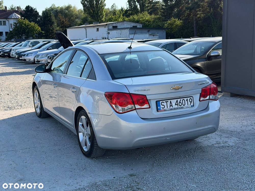 Chevrolet Cruze - 5