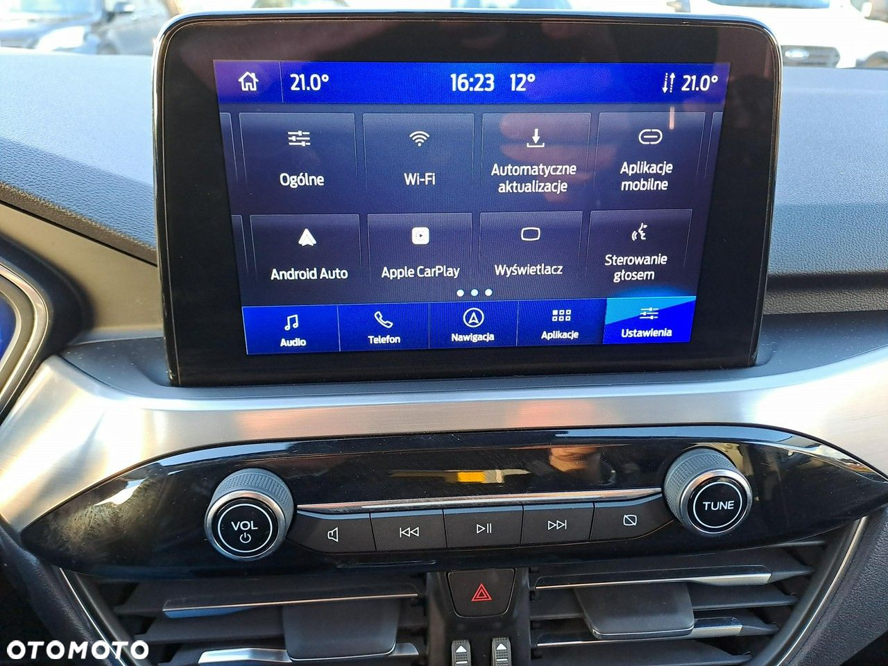 Ford Kuga - 26