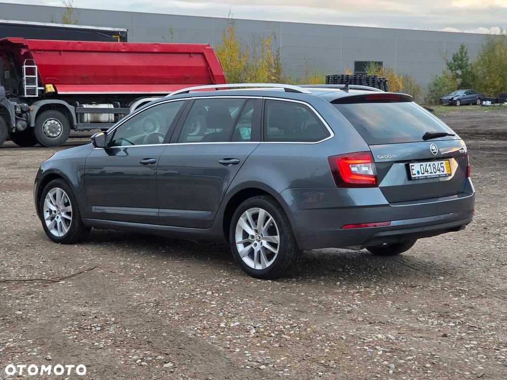 Skoda Octavia - 4