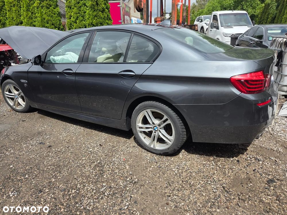 BMW Seria 5 520d xDrive Luxury Line - 10