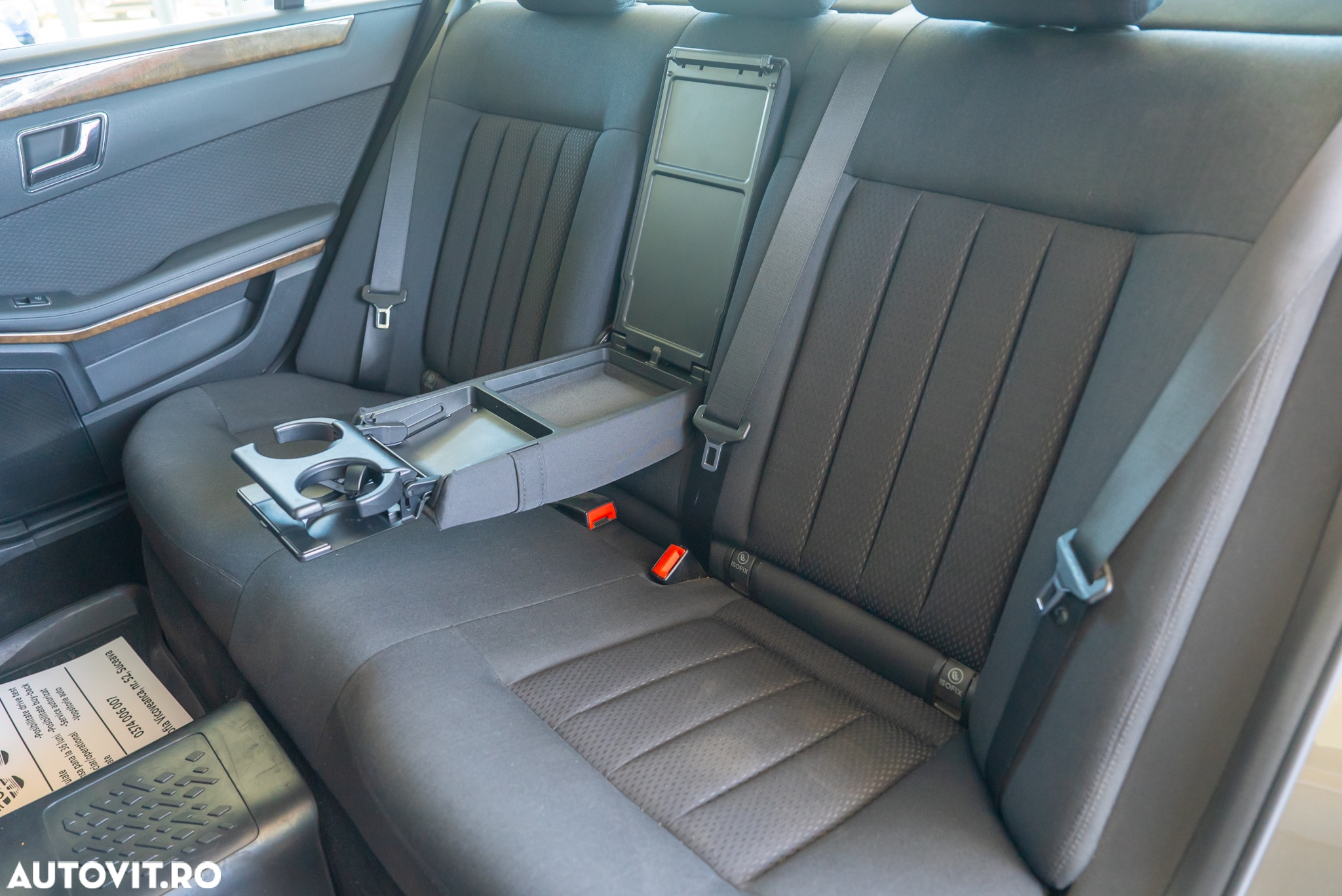 Mercedes-Benz E 200 CDI BlueEfficiency - 22