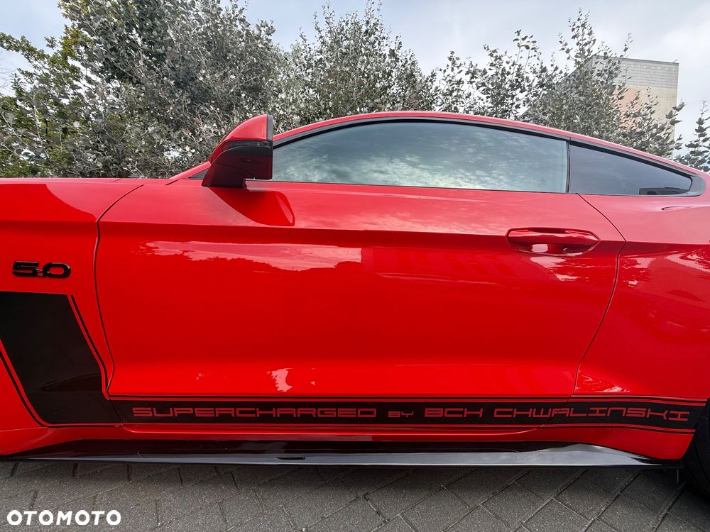 Ford Mustang 5.0 V8 Black Edition - 4