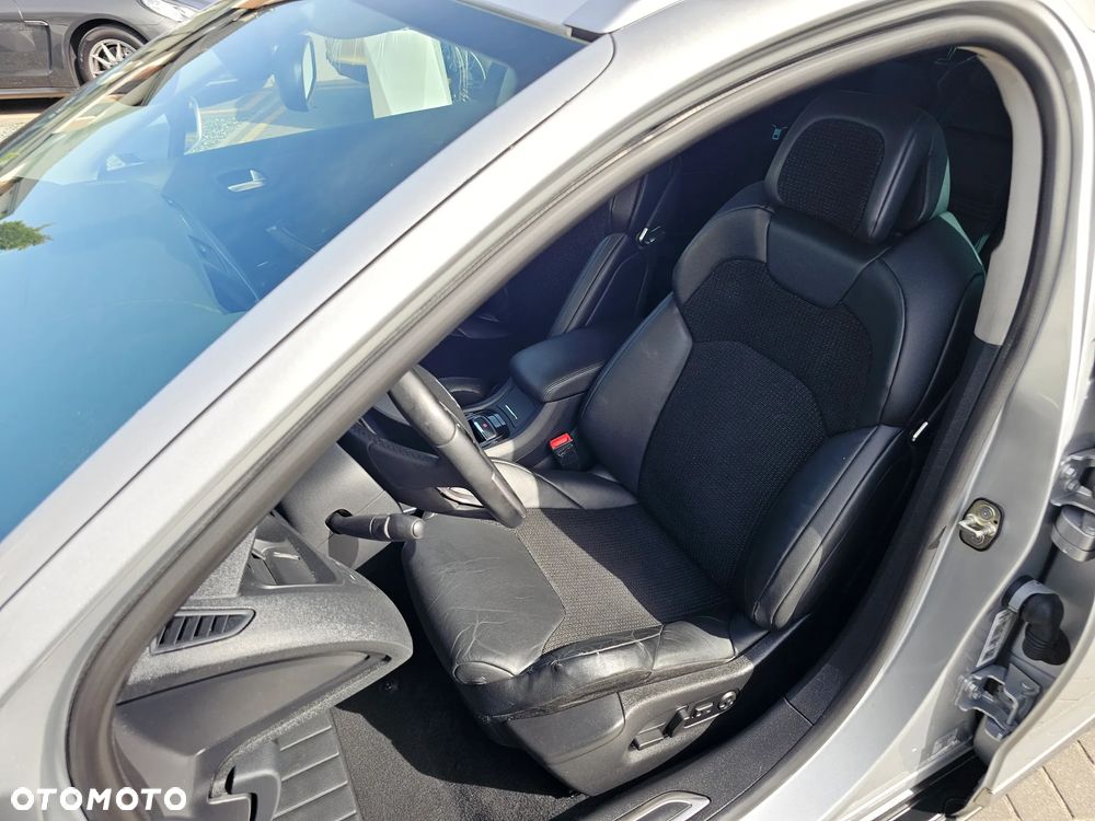 Citroën C5 Tourer HDi 135 FAP Exclusive - 27