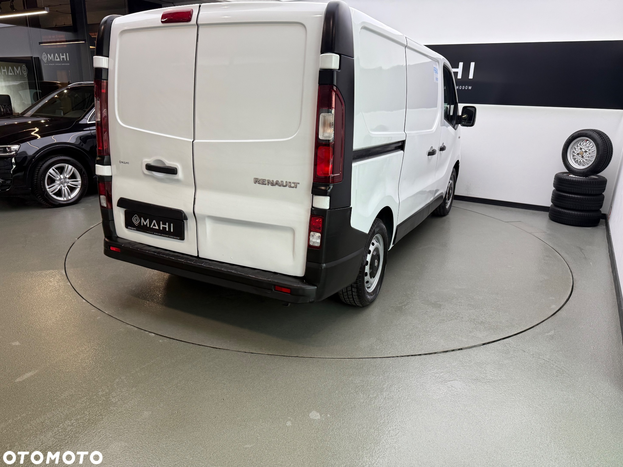 Renault Trafic - 12