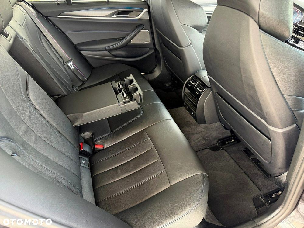 BMW Seria 5 - 29