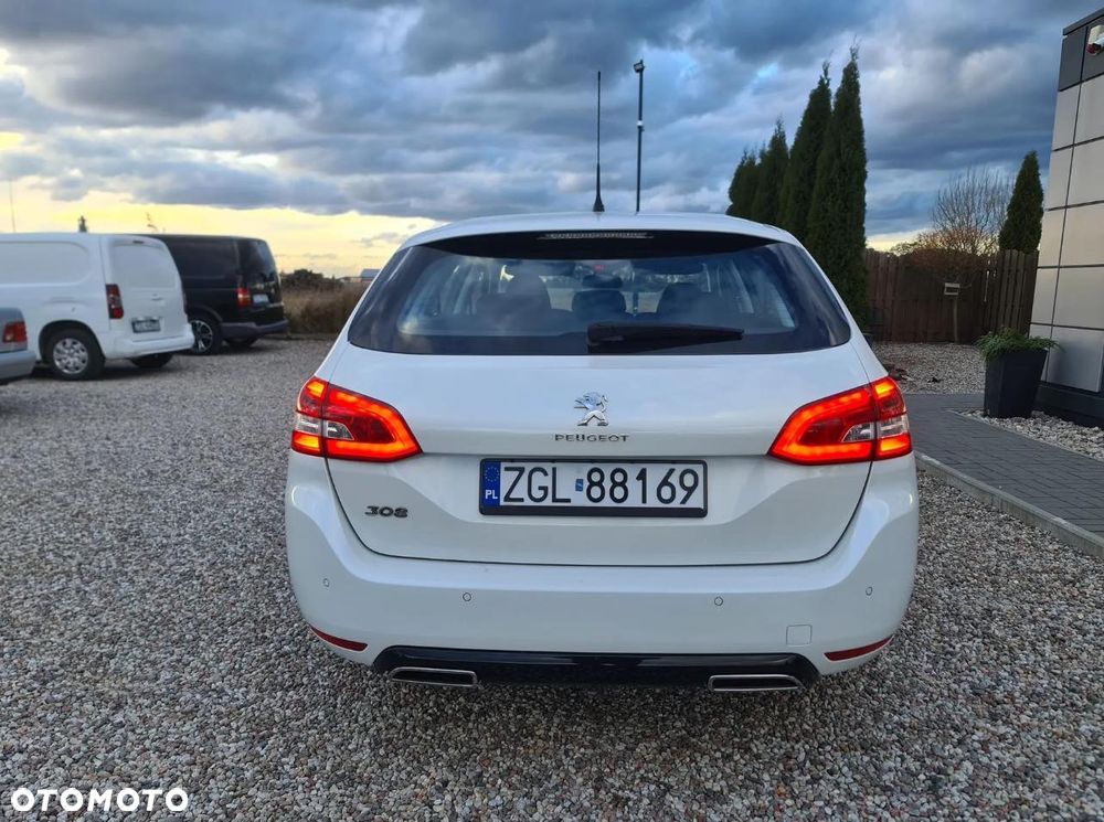 Peugeot 508 BlueHDi 130 EAT8 Allure Pack - 14