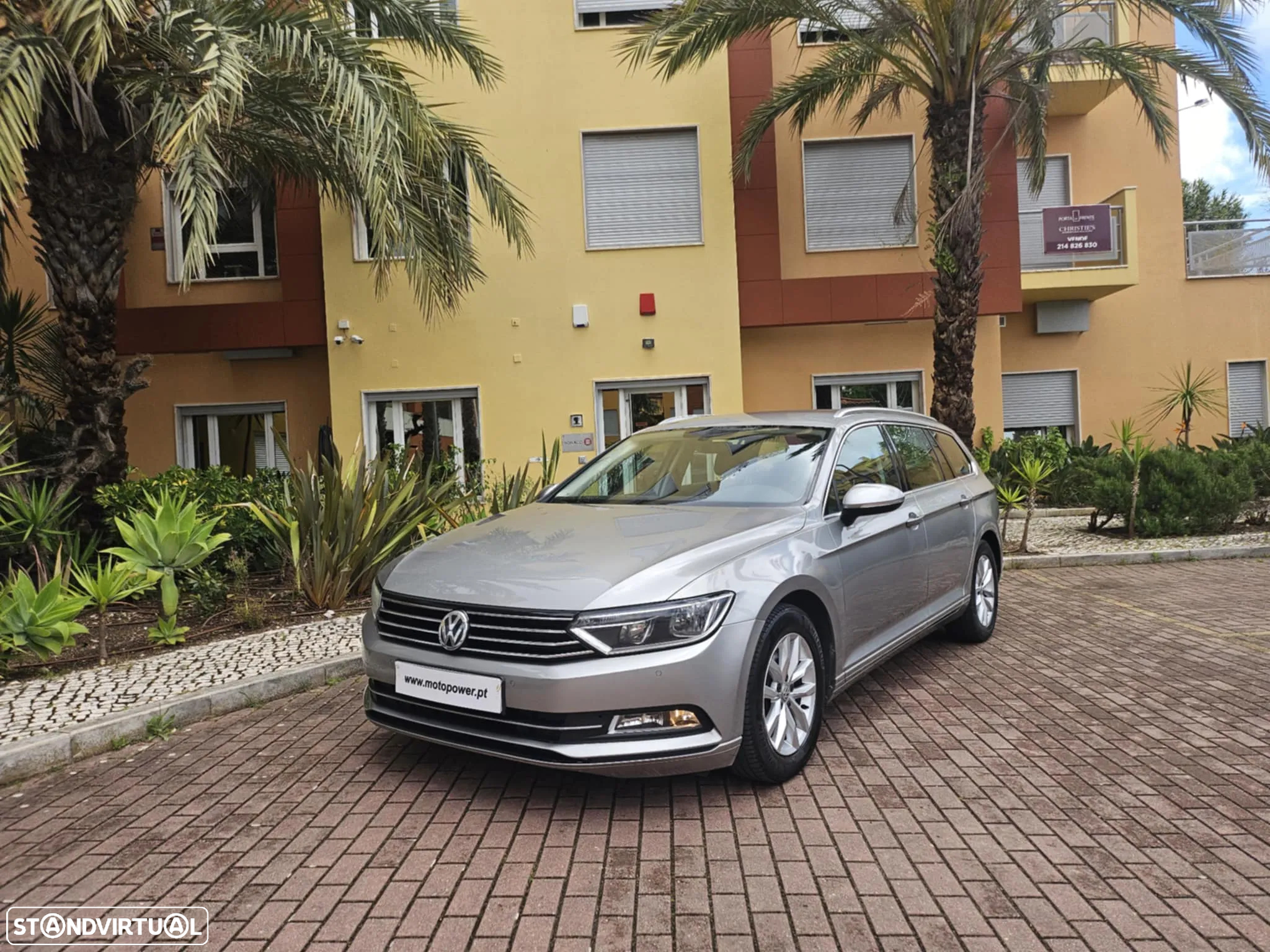 VW Passat Variant 1.6 TDI Confortline DSG - 10