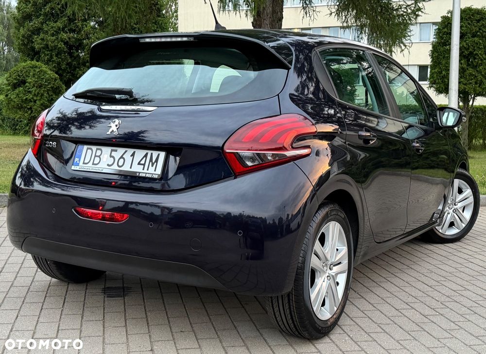 Peugeot 208 PureTech 82 Stop & Start Signature - 29