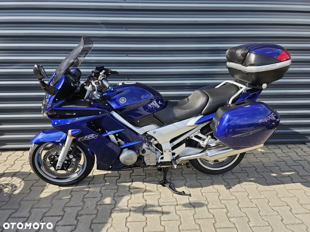 Yamaha FJR - 4