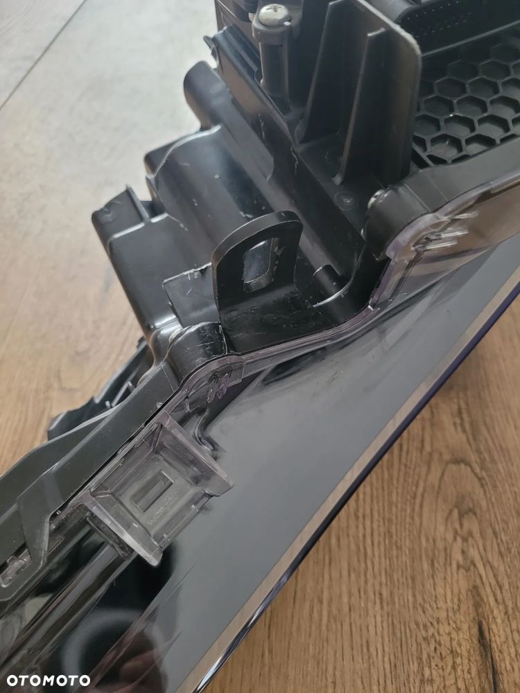 Reflektor Lampa prawa Toyota C-HR GR lift czarna 81110-YP281-00 - 13