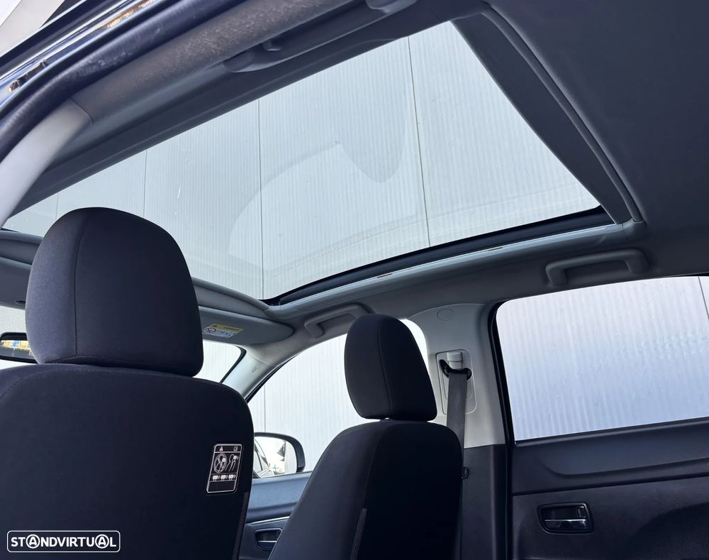 Mitsubishi ASX 1.6 MIVEC Intense Connect Edition - 16