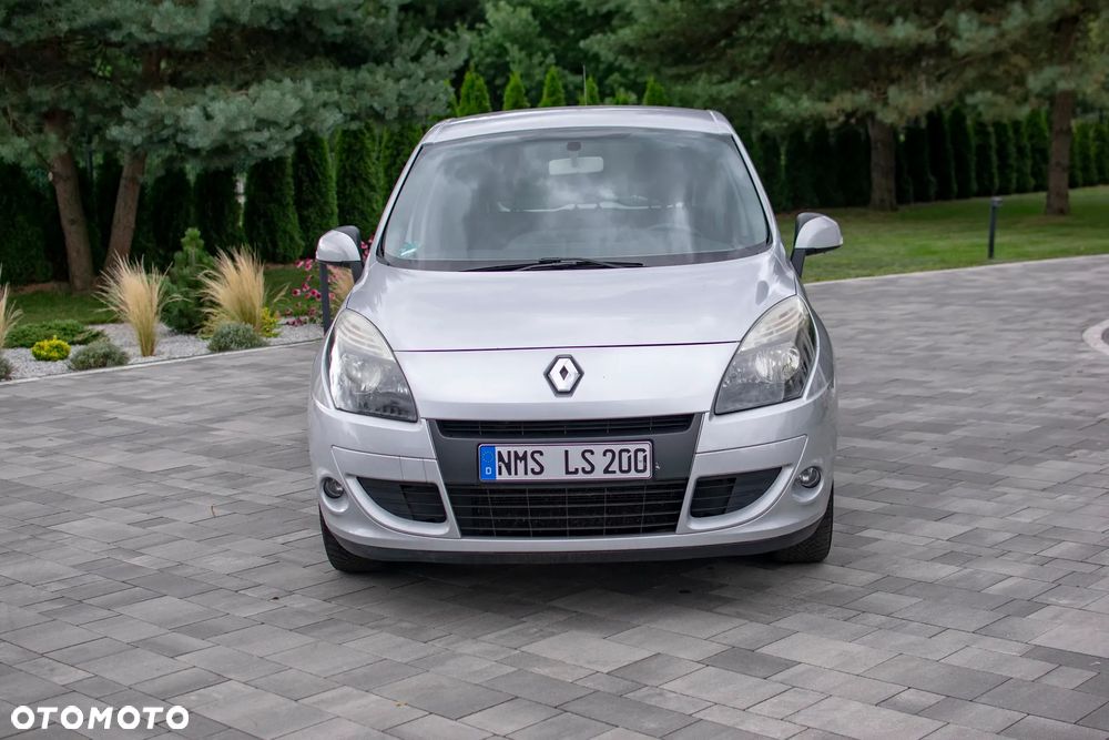 Renault Scenic - 2
