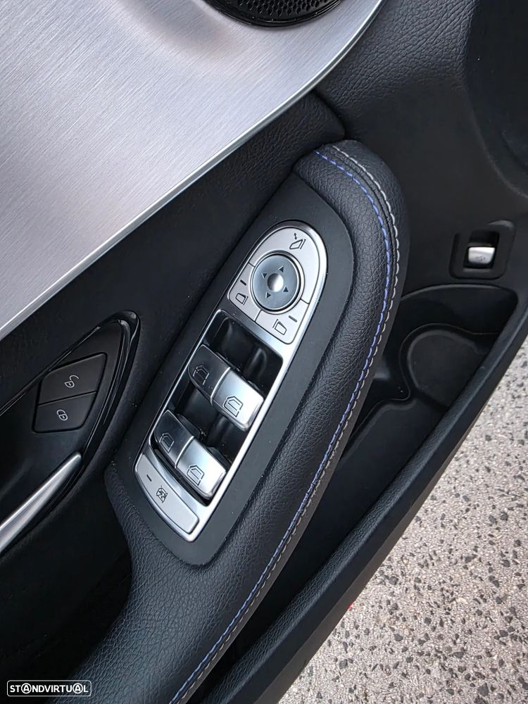 Mercedes-Benz C 300 de AMG Line - 24