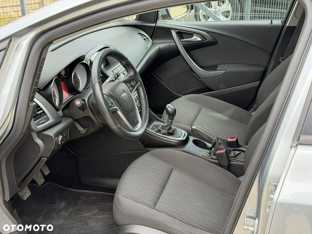 Opel Astra - 12