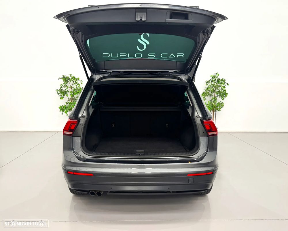 VW Tiguan 2.0 TDI Highline DSG - 28