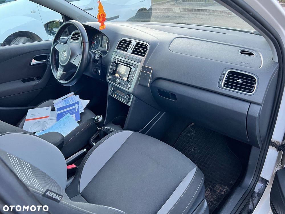Volkswagen Polo 1.2 Life - 12