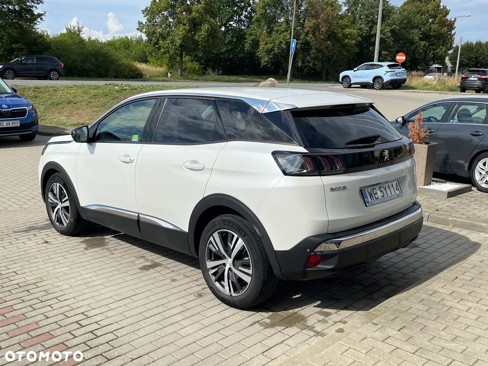 Peugeot 3008 1.5 BlueHDi Allure S&S - 6