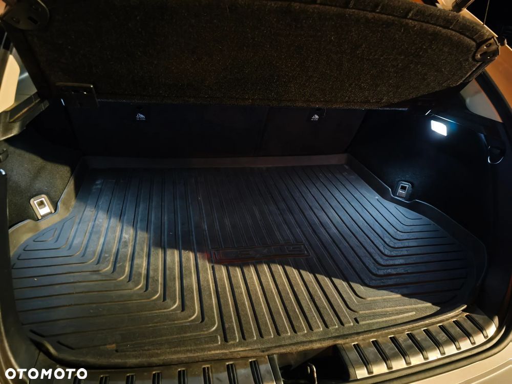 Lexus NX 300 Comfort AWD - 22