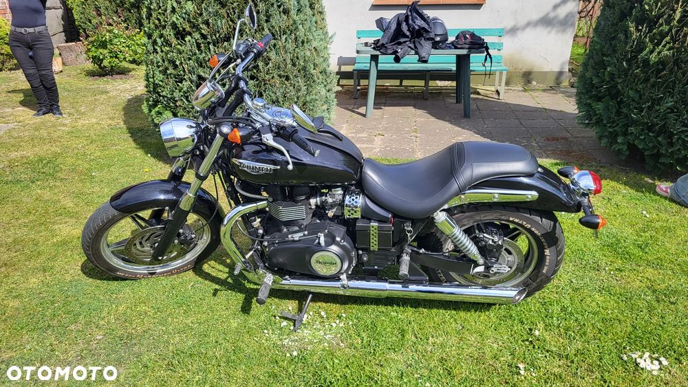 Triumph Speedmaster - 16