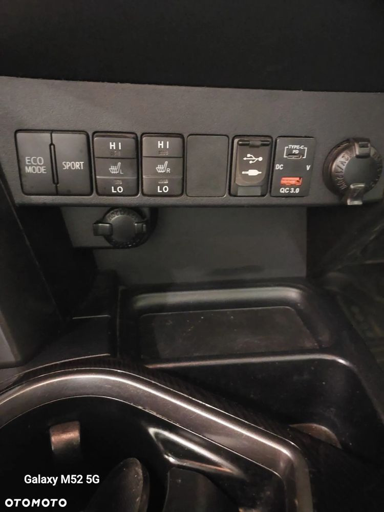 Toyota RAV4 - 15