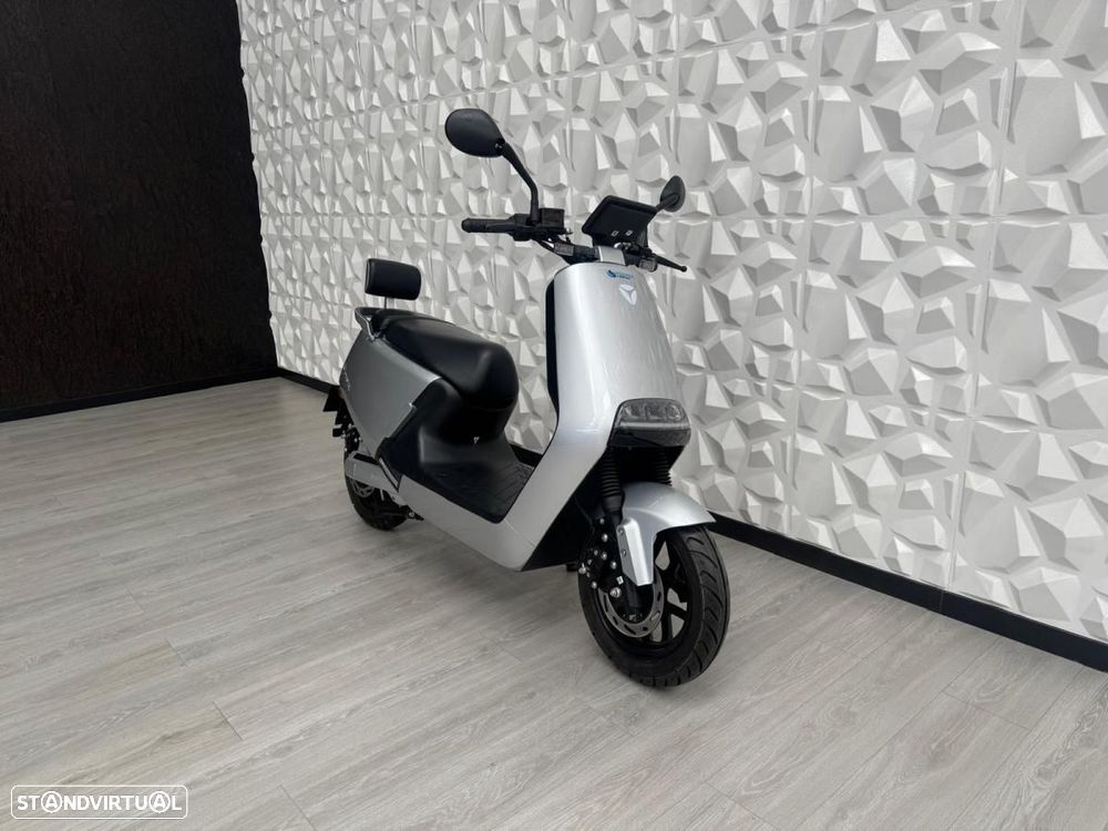 Yadea G5S - 3