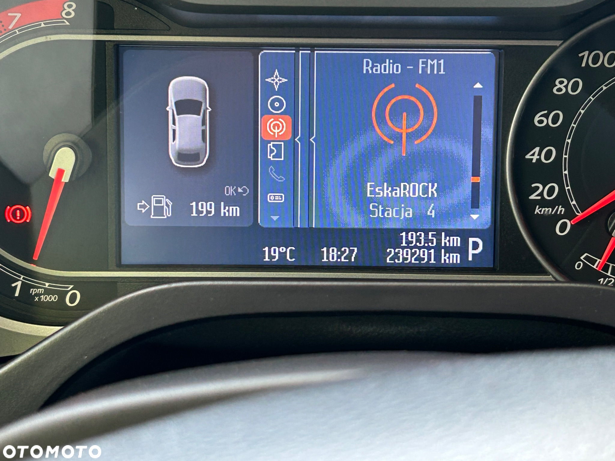 Ford S-Max - 12