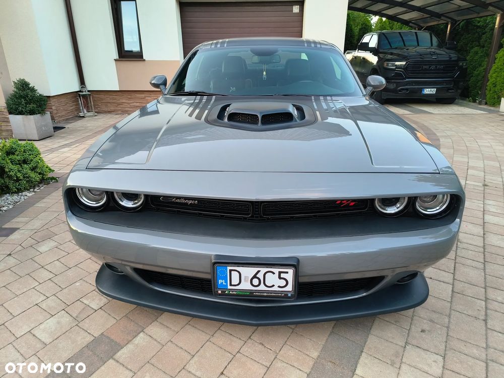 Dodge Challenger 6.4 Scat Pack - 4