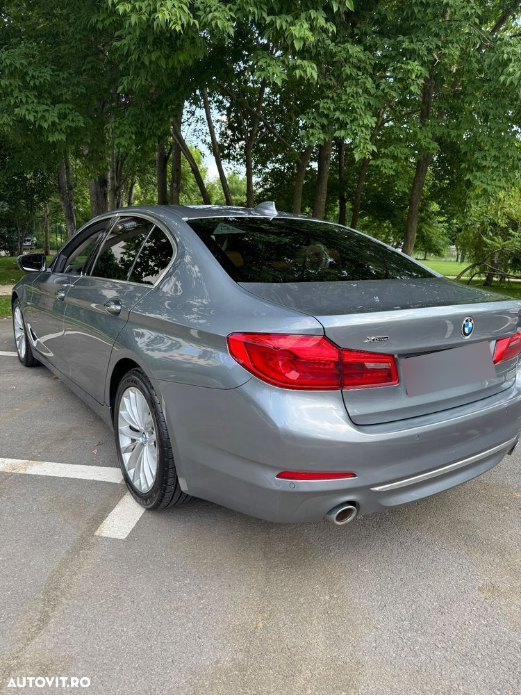 BMW Seria 5 520d xDrive AT - 2