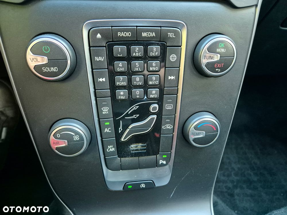 Volvo V40 Cross Country T3 Kinetic - 22