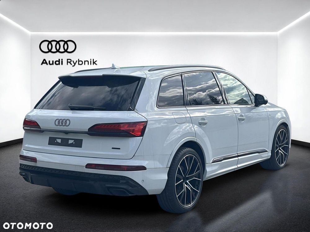 Audi Q7 - 6