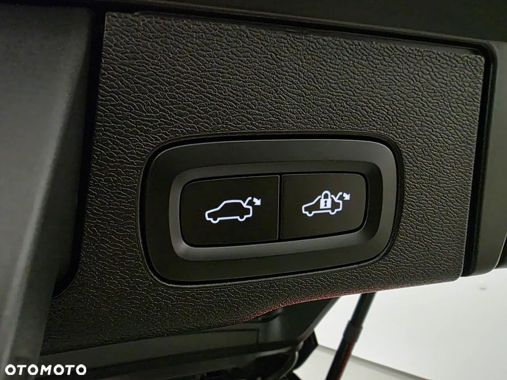 Volvo XC 60 B4 D Geartronic RDesign - 39