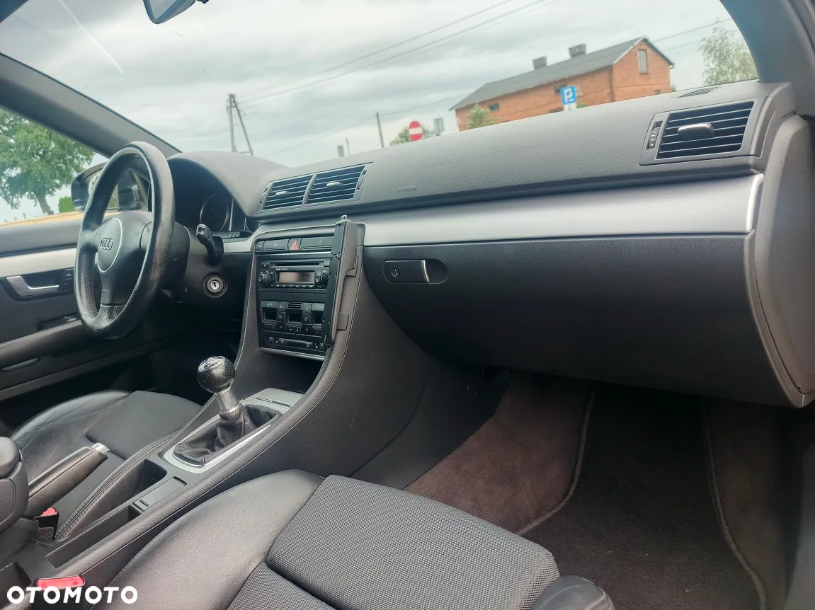 Audi A4 - 25