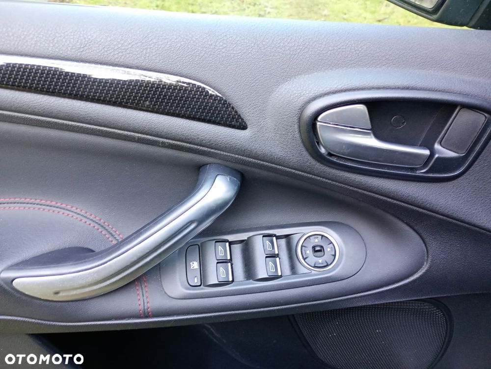 Ford S-Max - 24