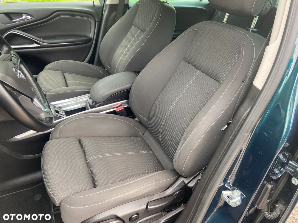 Opel Zafira - 24